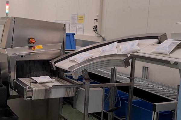 Curved conveyor in the packaging industry